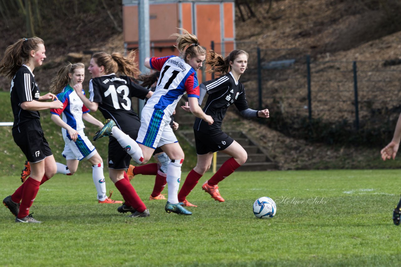 Bild 250 - wBJ SV Henstedt Ulzburg - TSV Schnberg : Ergebnis: 5:2